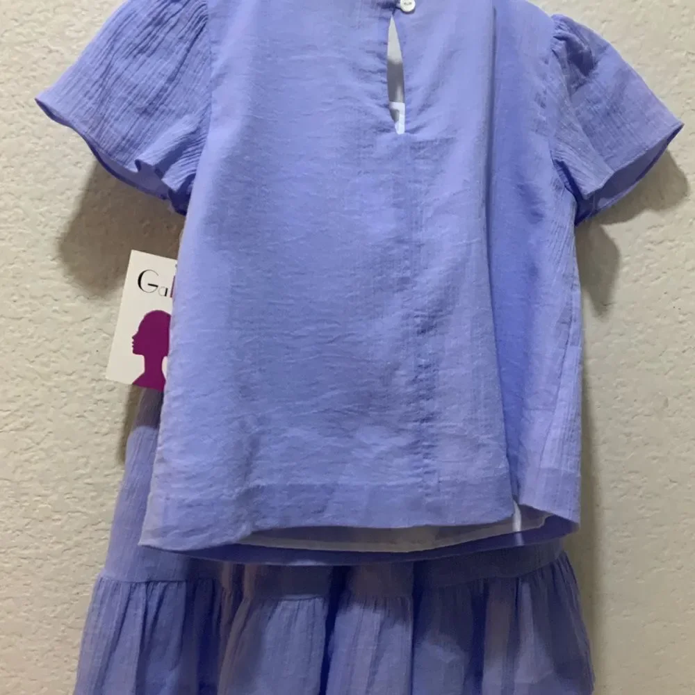 - New Gabby lavender 2 pice suits size 8